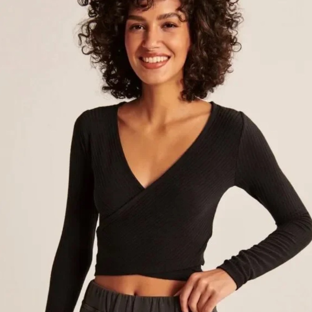 Abercrombie Cropped Wrap Top